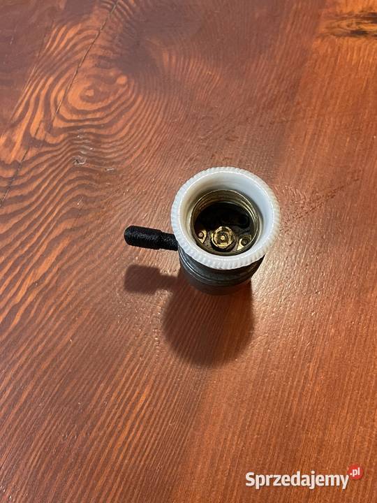 Stara oprawka stalowa z porcelanką i Chudów