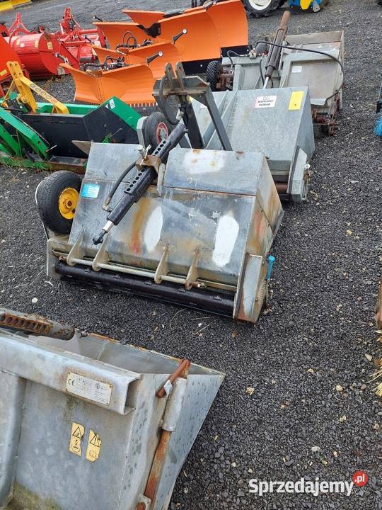 Piaskarka samozaładowcza posypywarka zawieszana Pozostałe Łubowo