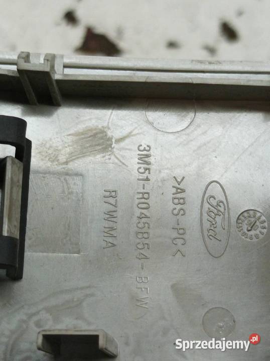 LAMPKA PODSUFITKI 3M51R045B54BFW Ford Galaxy Mk3 Rok produkcji 2006 świętokrzyskie sprzedam