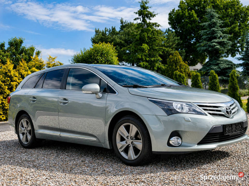 Toyota Avensis III 2009 Sadlno