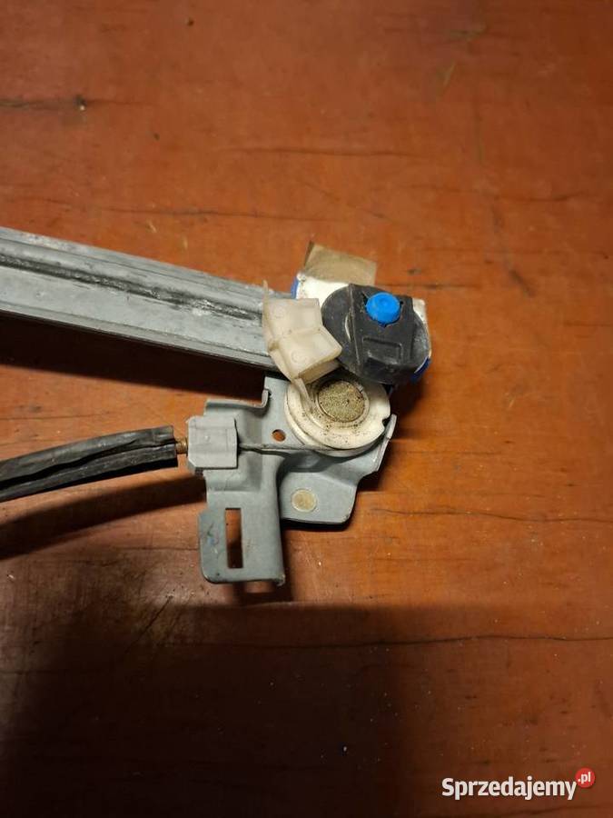 Podnośnik mechanizm podnoszenia szyby prawy Przyborów