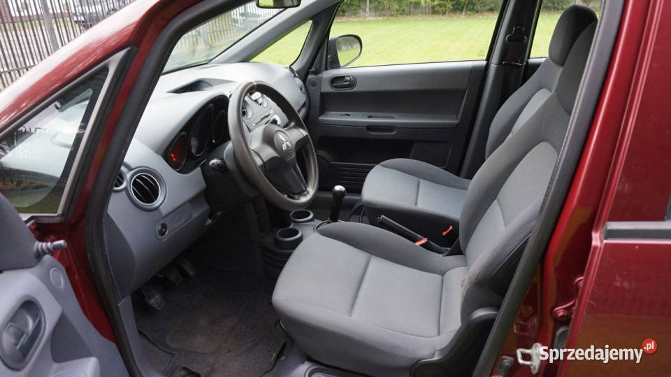 Mitsubishi Colt zarejestrowany ubezpieczony sprzedam