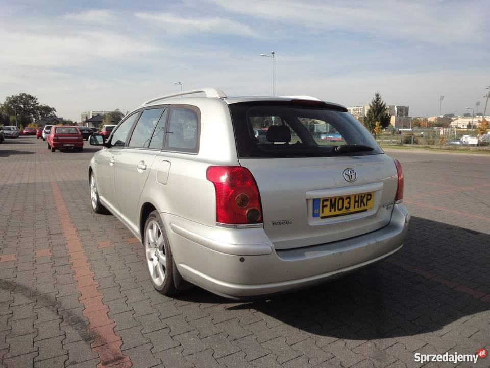 OKAZJA Anglik Toyota Avensis 20 benzyna 2003r elektryczne lusterka Zelów
