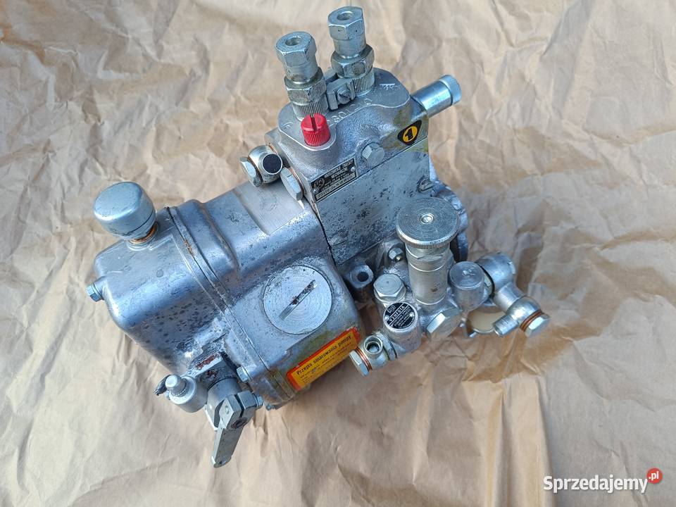 Nowa oryginlna pompa wtryskowa ursus c330 c325
