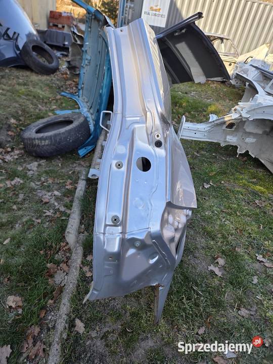 Toyota Yaris CROSS Błotnik ćwiartka tył prawy
