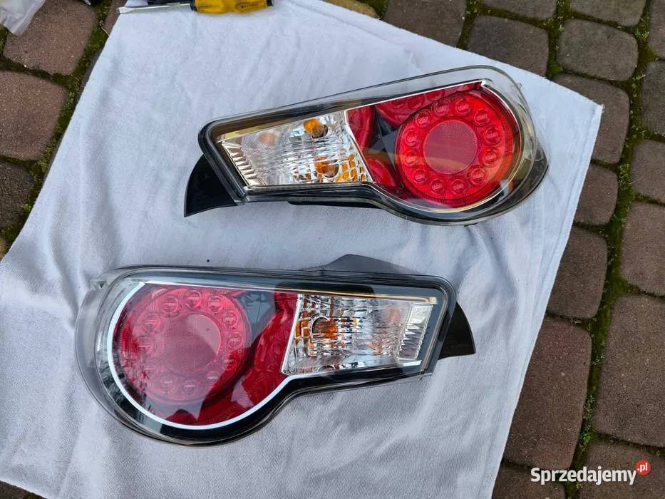 Lampy Tył OEM GT86BRZFRS 2012r Gliwice