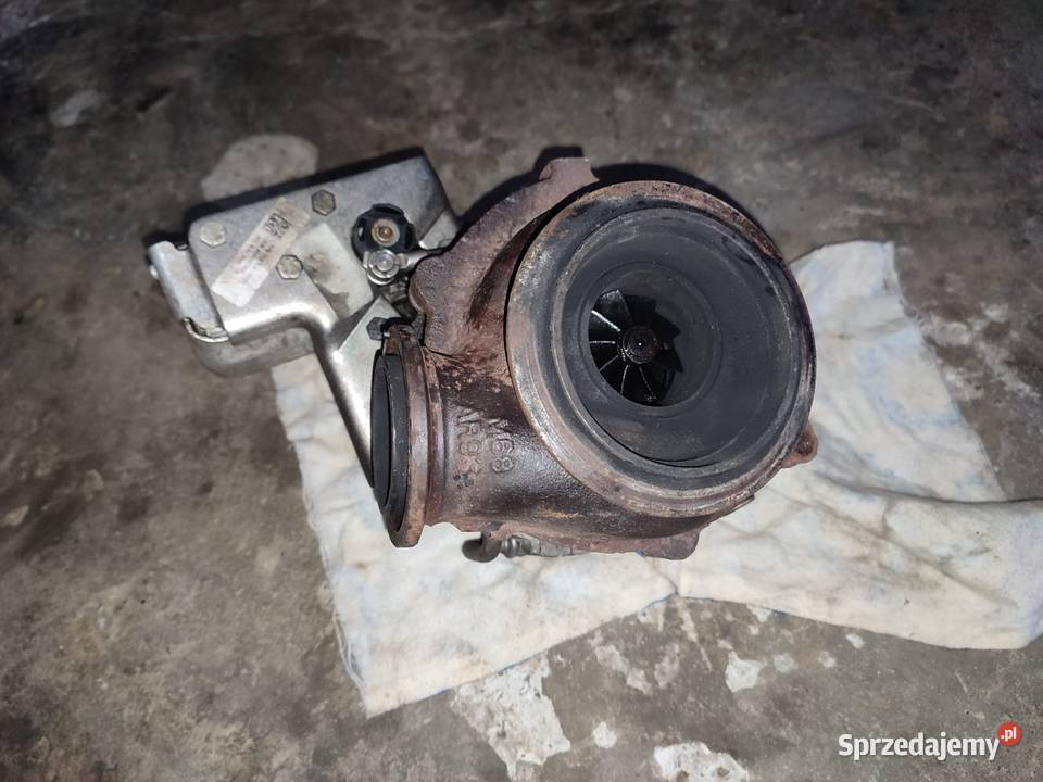Turbo BMW 30d 218 Sandomierz