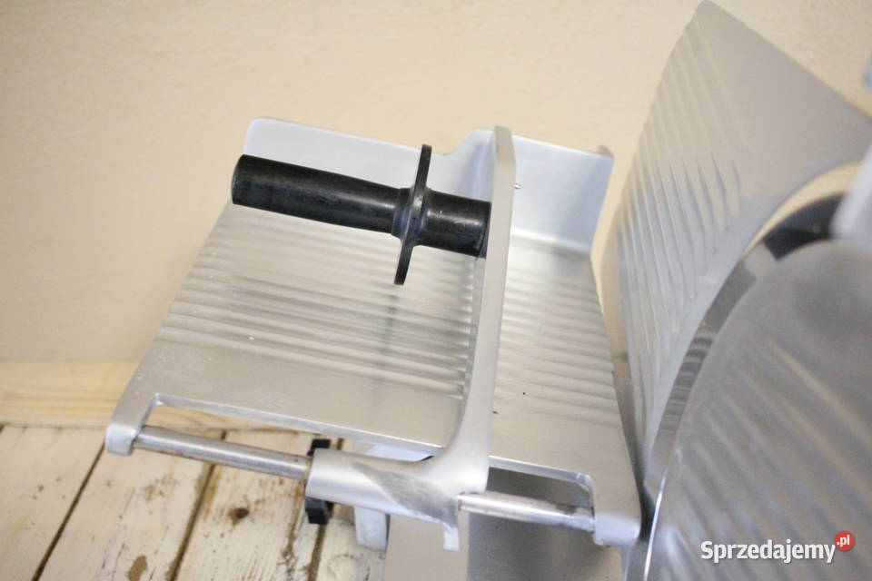 Krajalnica gastronomiczna śr tarczy 240