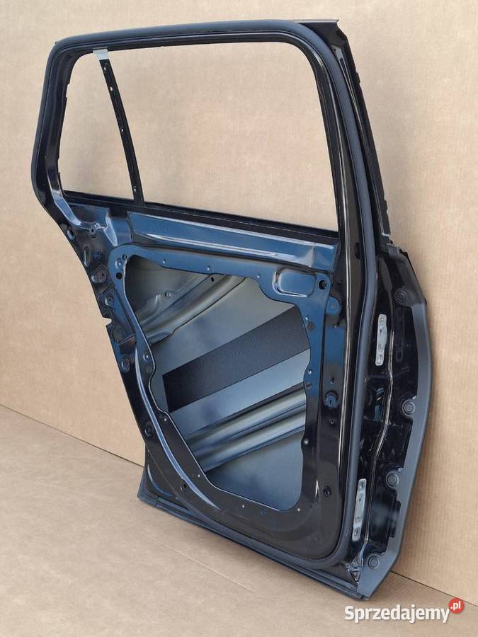 MERCEDES EKLASA W213 KOMBI DRZWI LEWY TYŁ LEWE Bieleń sprzedam