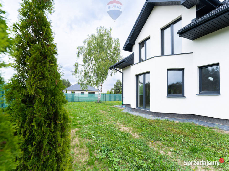 Połowa domu w pobliżu Kampinoskiego Parku Nar mazowieckie Kaliszki