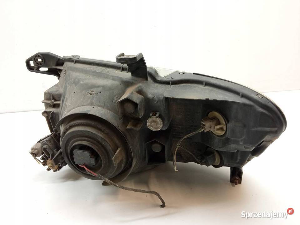 LAMPA PRZÓD PRAWA EUROPA Mitsubishi Pajero III