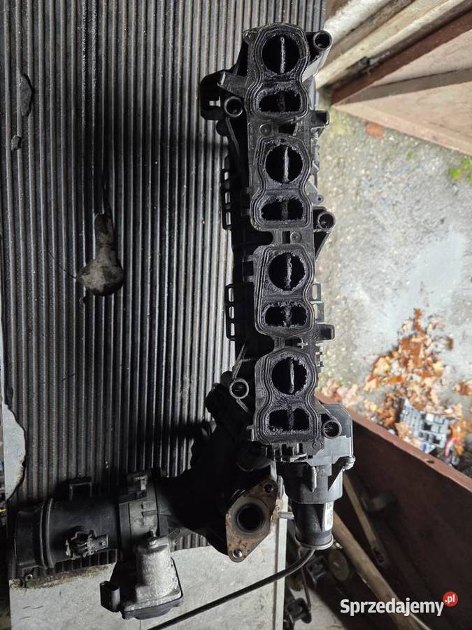 Kolektor ssący BMW f30 20 diesel Łagów