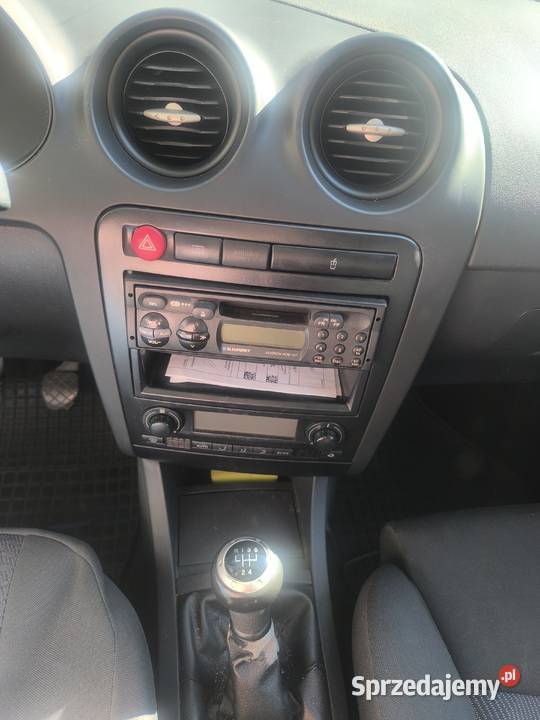 Seat Ibiza 14 Rok produkcji 2005 Sosnowiec