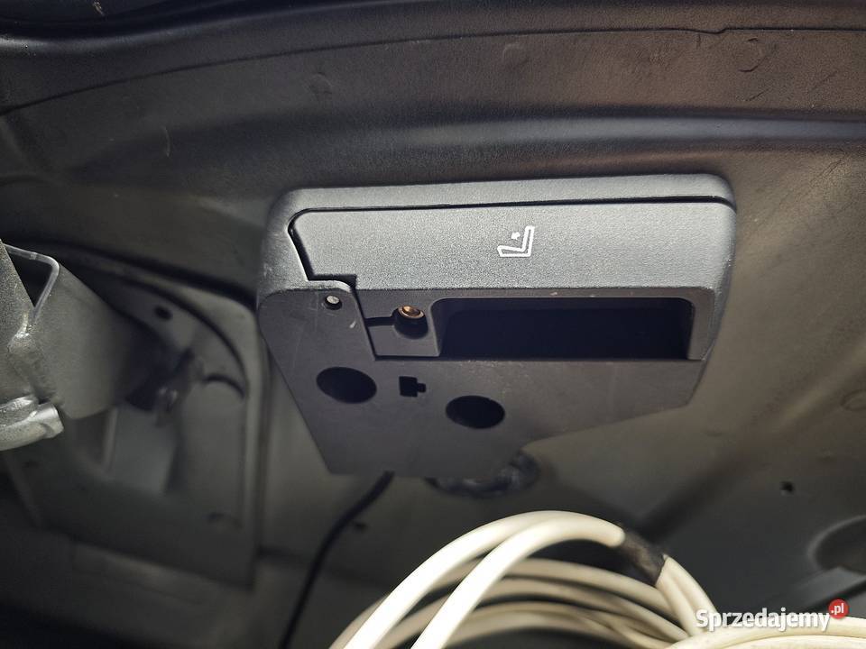 BMW E60 Sedan tylna kanapa rozkładanadzielona Suwałki