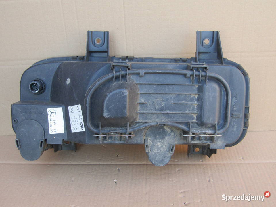 LAMPA PRZEDNIA PRAWA MERCEDES ATEGO II Mysłaków