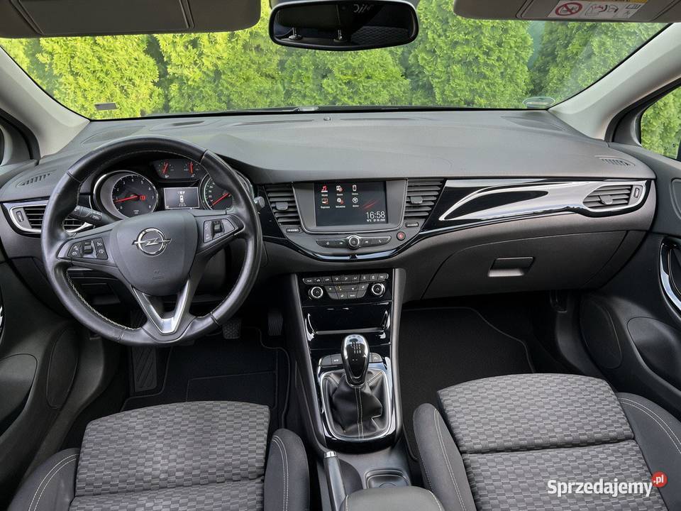 Opel Astra K Sports Tourer 14 Turbo 2017 Serwis 1398cm3 wielkopolskie Konin sprzedam