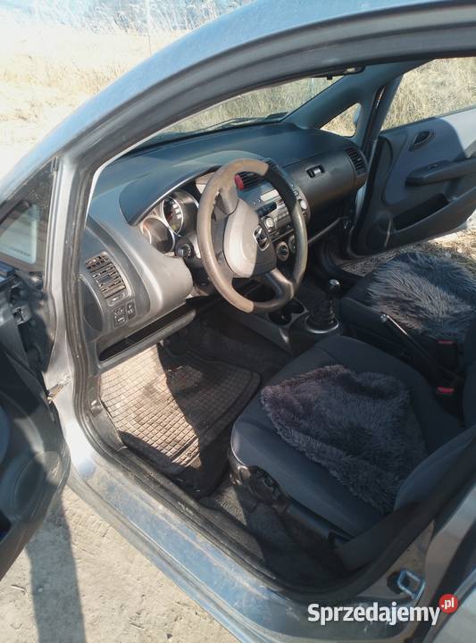 Auto z polskiego salonu Warszawa