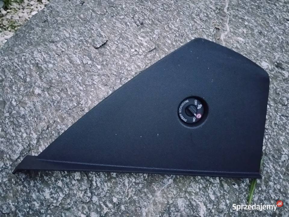 Ogłoszenie 1 Trójkąty Osłony lusterek Komplet LH Motoryzacja