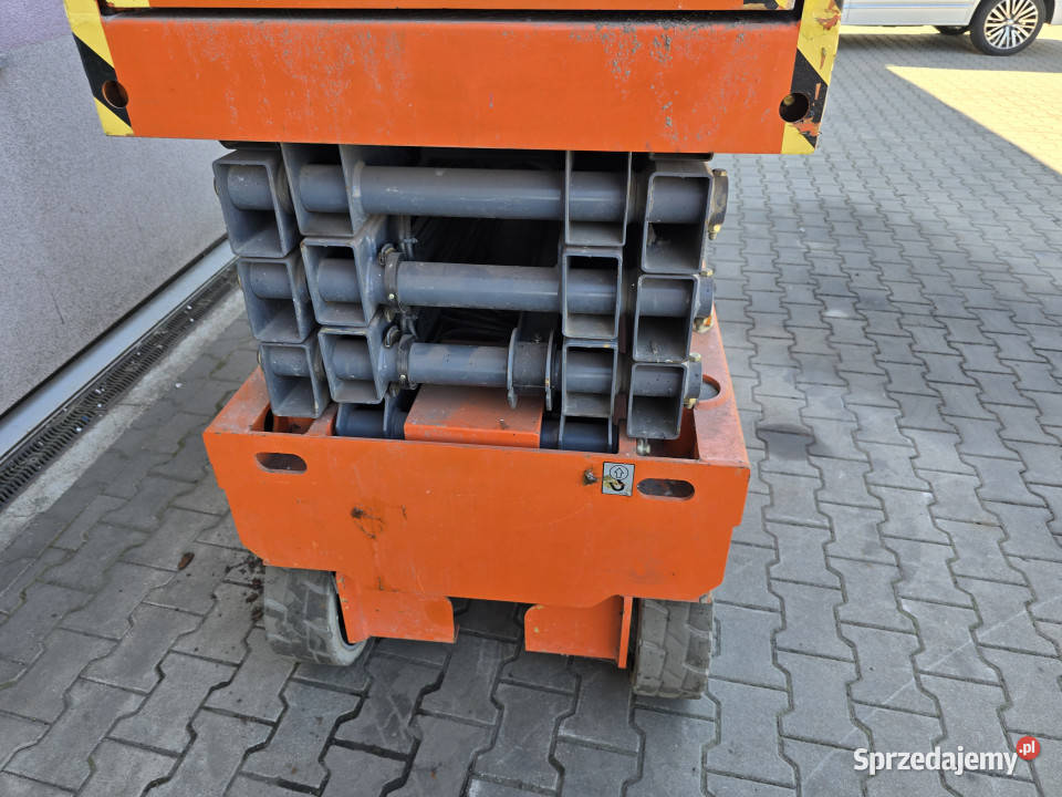 Zwyżka samojezdna podest ruchomy DINGLI 369h Rudolfowo sprzedam