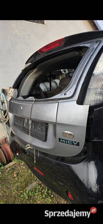 Klapa tylna bez szyby do Trojaczków IOn IMIEV Rok produkcji 2011 Krosno