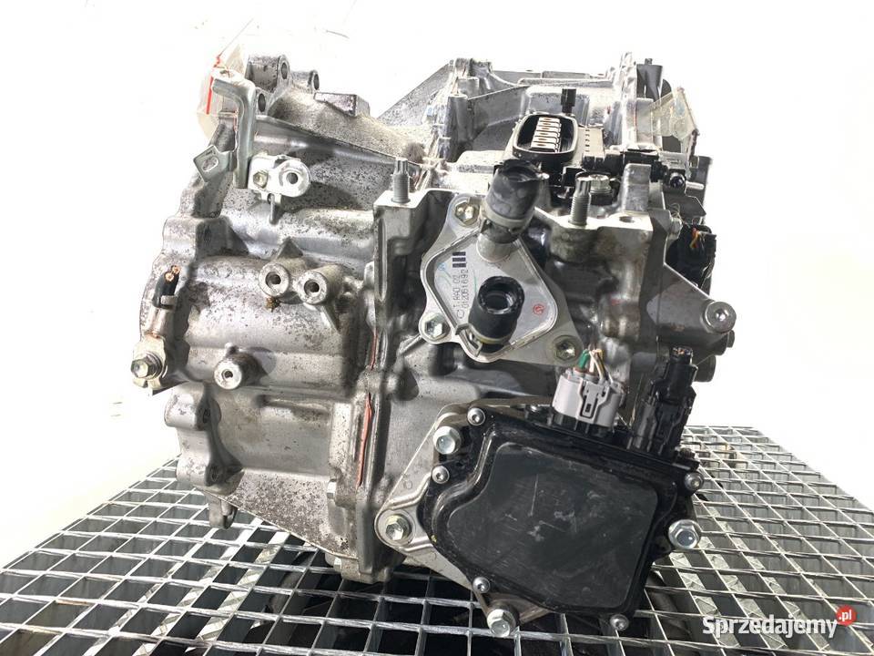 SKRZYNIA BIEGÓW LEXUS LBX 3090052070 15 136 osobowe