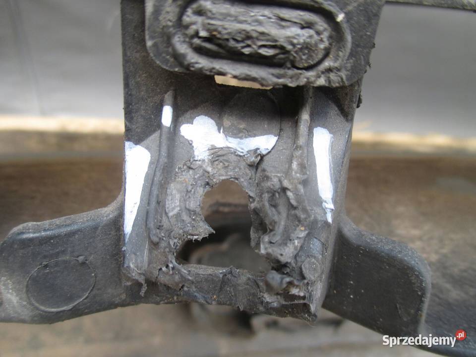 AUDI Q7 4L I 07r zderzak tył pod PDC