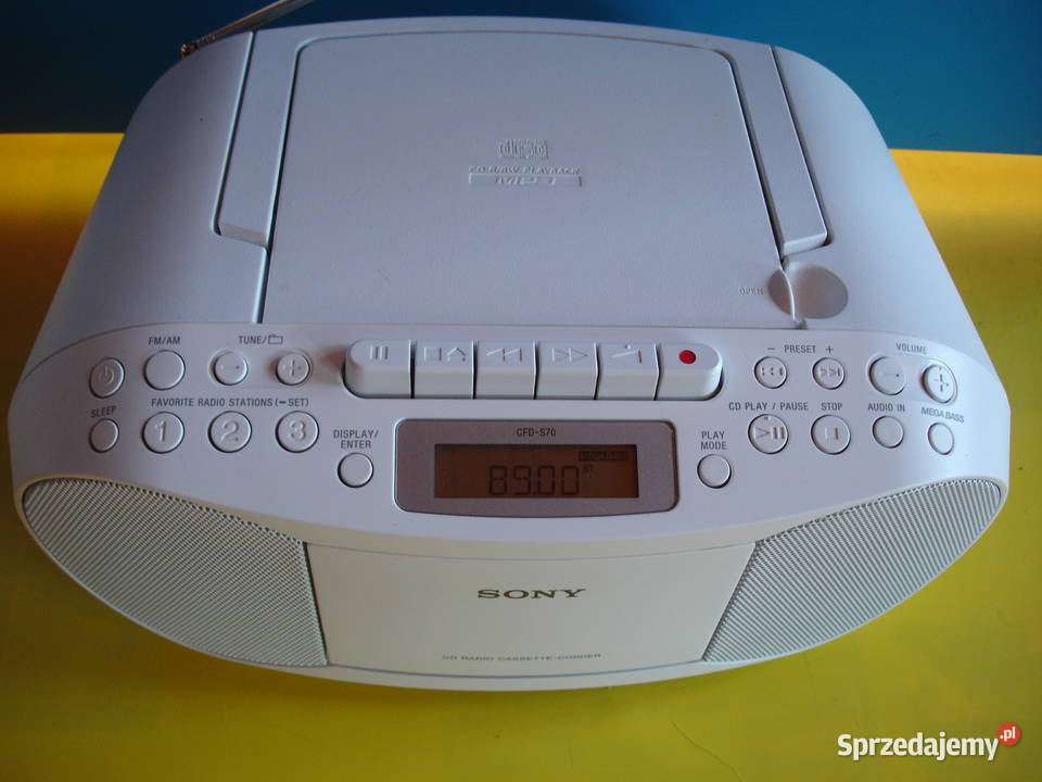 Radiomagnetofon z CD SONY CFDS70 Zielona Góra
