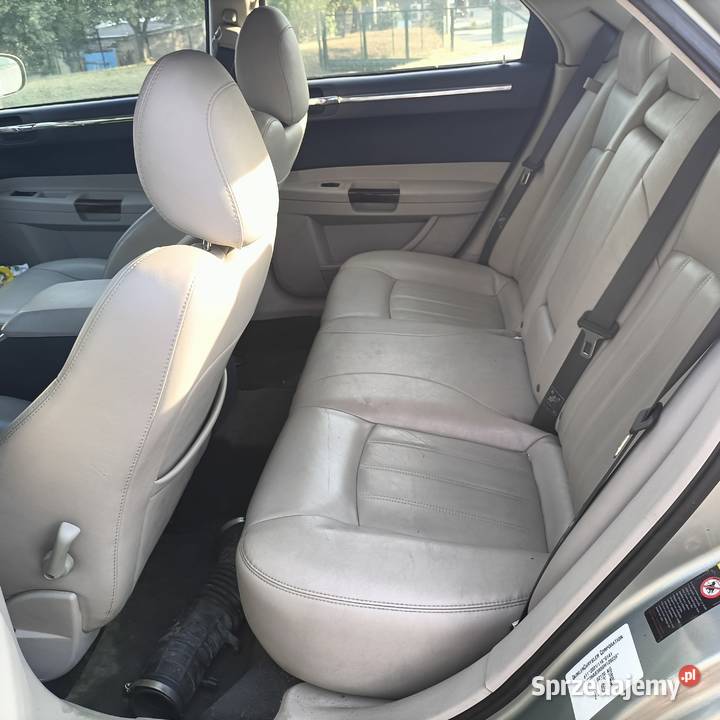 Chrysler 300 c 27 benzyna uszkodzony silnik 123456km Zielona Góra sprzedam