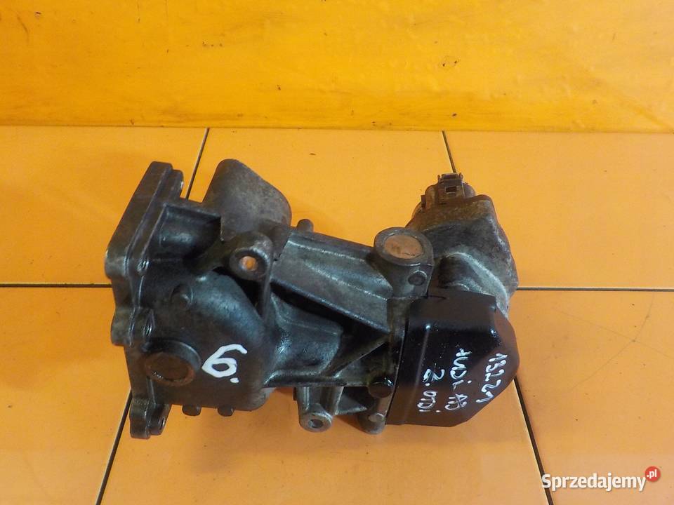 AUDI A3 8P Q3 GOLF SUPERB PASSAT 20 TDI 11r 140 Suków