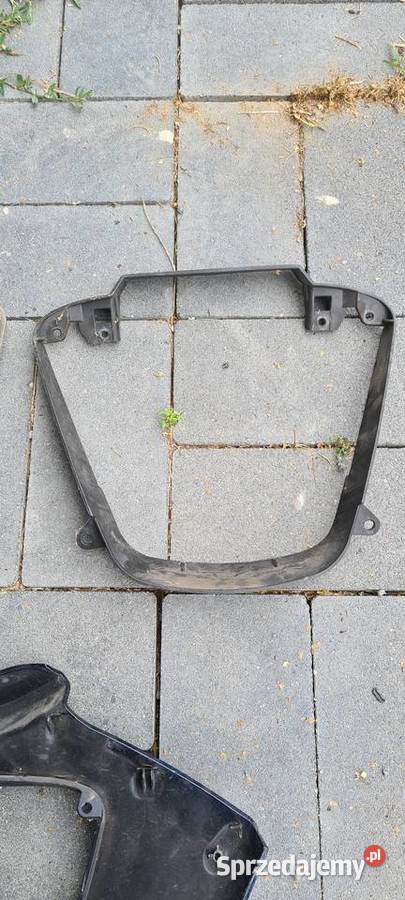 MP3 0914 piaggio 125 200 300 400 nosek kratka Elementy nadwozia Chojnice