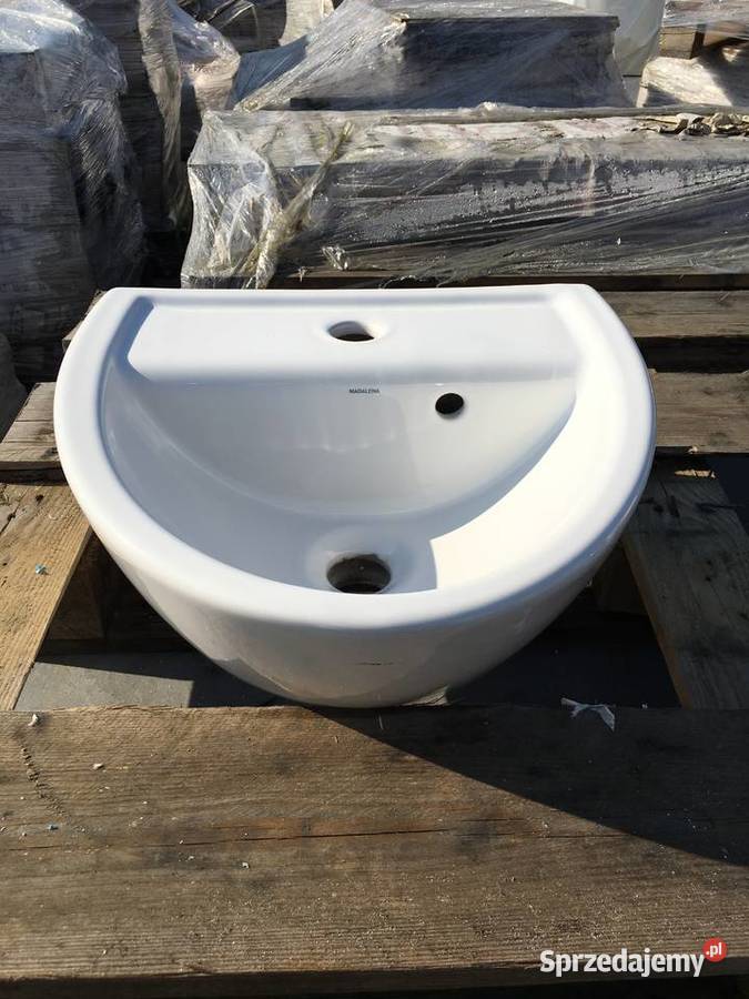 Umywalka podwieszana viva z serii madalena 41x37 Reguły