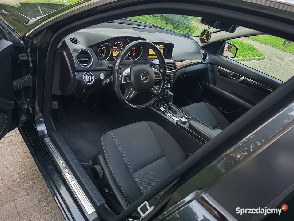 Sprzedam Mercedesa C klasa W204 lift podkarpackie Przemyśl