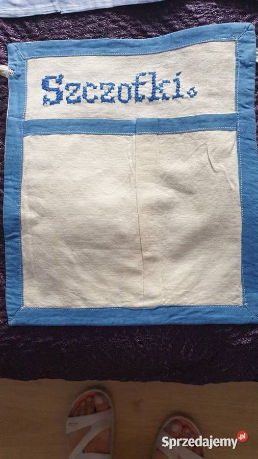 Stare tkaniny ozdobne haftowane do przedwojennej Poznań sprzedam