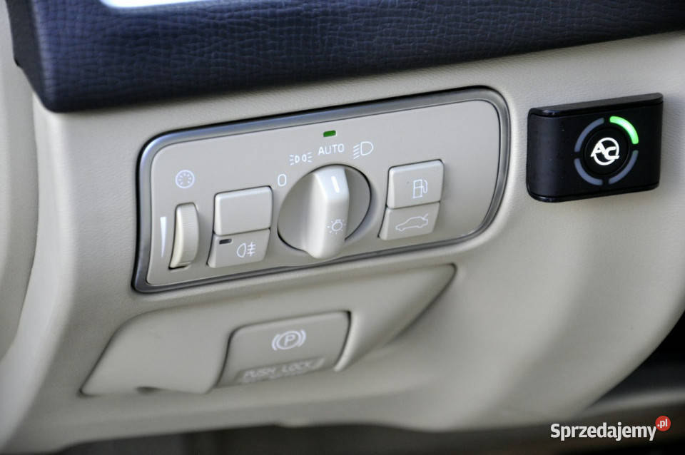 Volvo XC 60 25T5 254 mazowieckie Węgrów