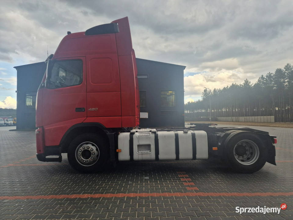 Volvo FH13 Globetrotter XL STANDARD MANUAL 420 Samochody ciężarowe Daleszyce