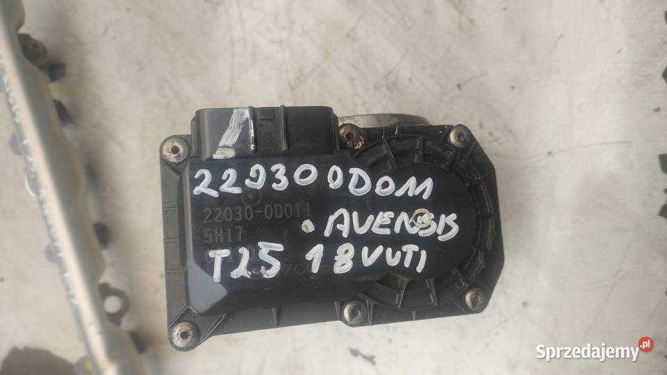 TOYOTA AVENSIS T25 18 VVTI przepustnica świętokrzyskie Kielce sprzedam