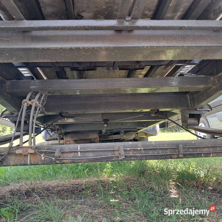 Laweta pomoc drogowa autolaweta nieuszkodzony