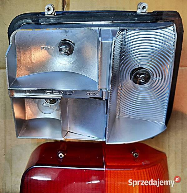 Lampa tylna prawa Peugeot 205 83r89 r Ostrów Wielkopolski