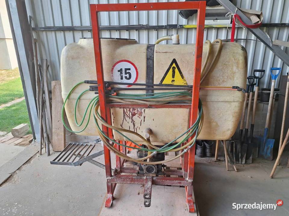 Opryskiwacz herbicydowy sadowniczy zawieszany Suchodoły