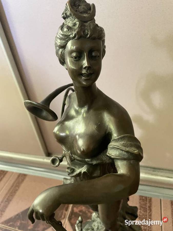 Diana Victorious Rzeźba z Brązu 68 Międzyrzecz
