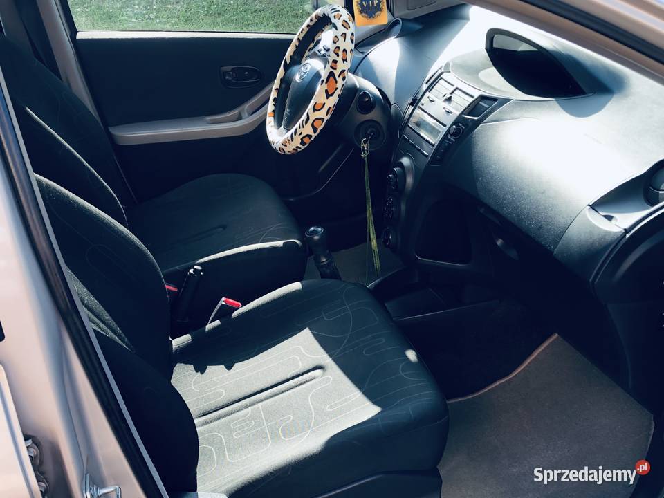 Toyota Yaris FL 10VVTi 69 Klimatyzacja 5drzwi Przeworsk