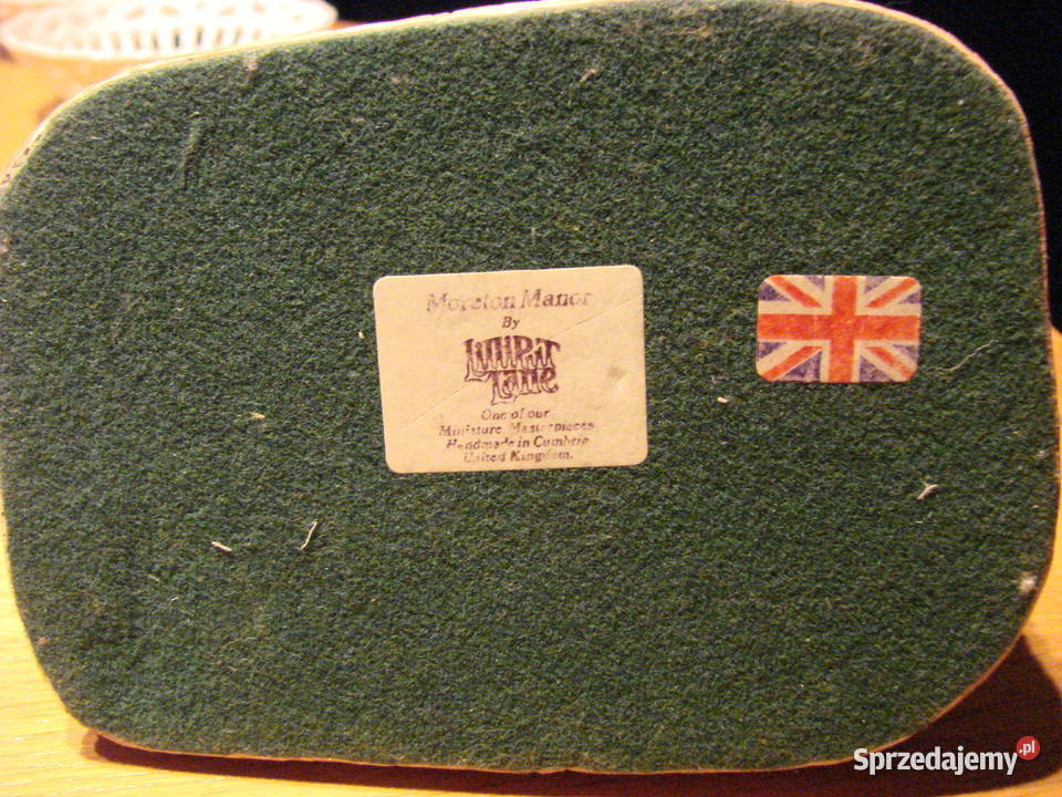 Moreton Manor Lilliput Lane mały brytyjski domek Pruszcz Gdański