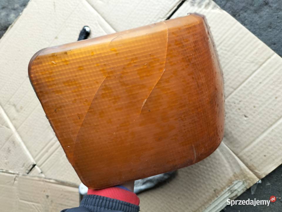 LAMPA TYŁ TYLNA LEWA AUDI B3 80 90 Kamień-Kolonia