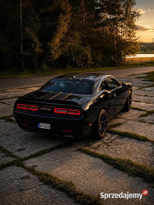 Dodge Challenger skórzana tapicerka Kandyty