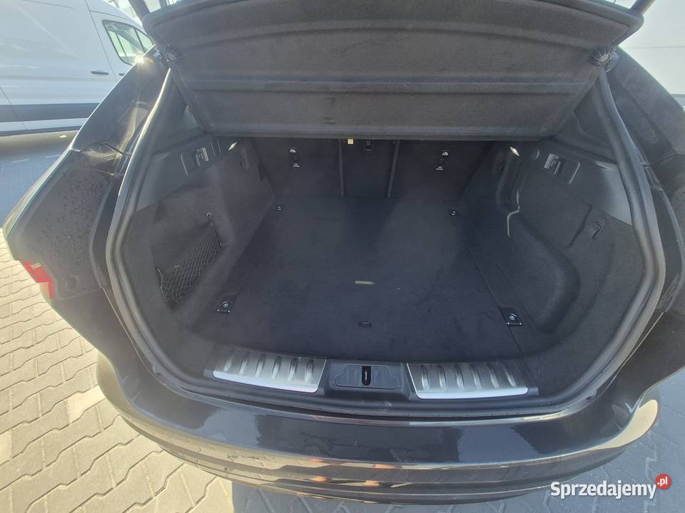 Syndyk sprzeda JAGUAR FPace 20 Diesel MHEV MR21