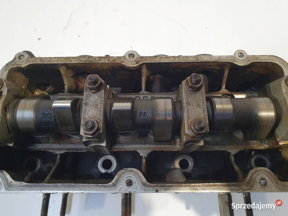GŁOWICA CYLINDRÓW Audi A6 C4 26 V6 lewa osobowe Chełm sprzedam