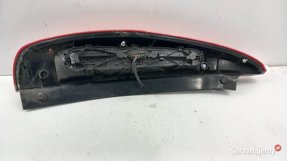 MITSUBISHI COLT MK6 LAMPA TYŁ PRAWA Światła stop Zbierkowo