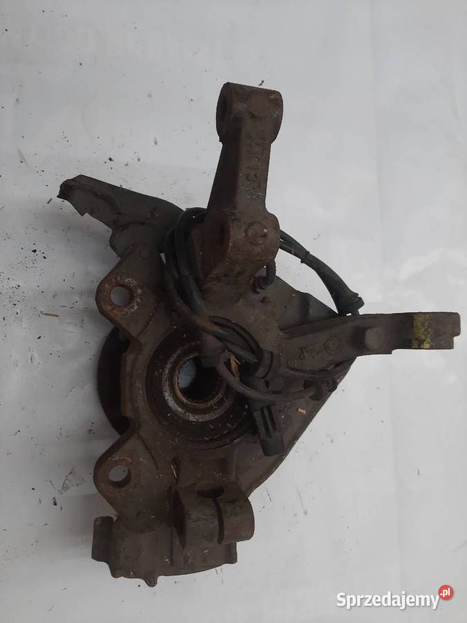 Fiat Idea 13 MJTD piasta zwrotnica prawa ABS Zwrotnice Ksawerów