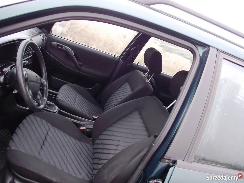 Passat b4 19TDI 110 AFN PACIFIC Biała