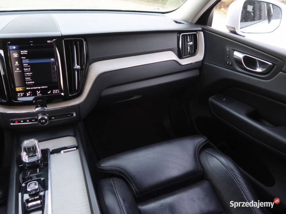 Volvo XC60 T5 automatyczna